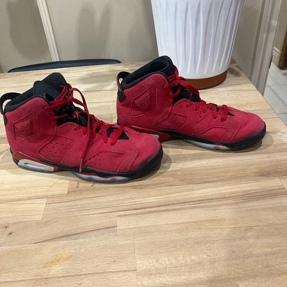 AIR JORDAN 6 RETRO 'TORO BRAVO size 7Y - Picture 1 of 9